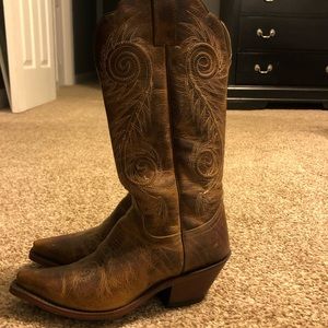 Justin cowboy boots
